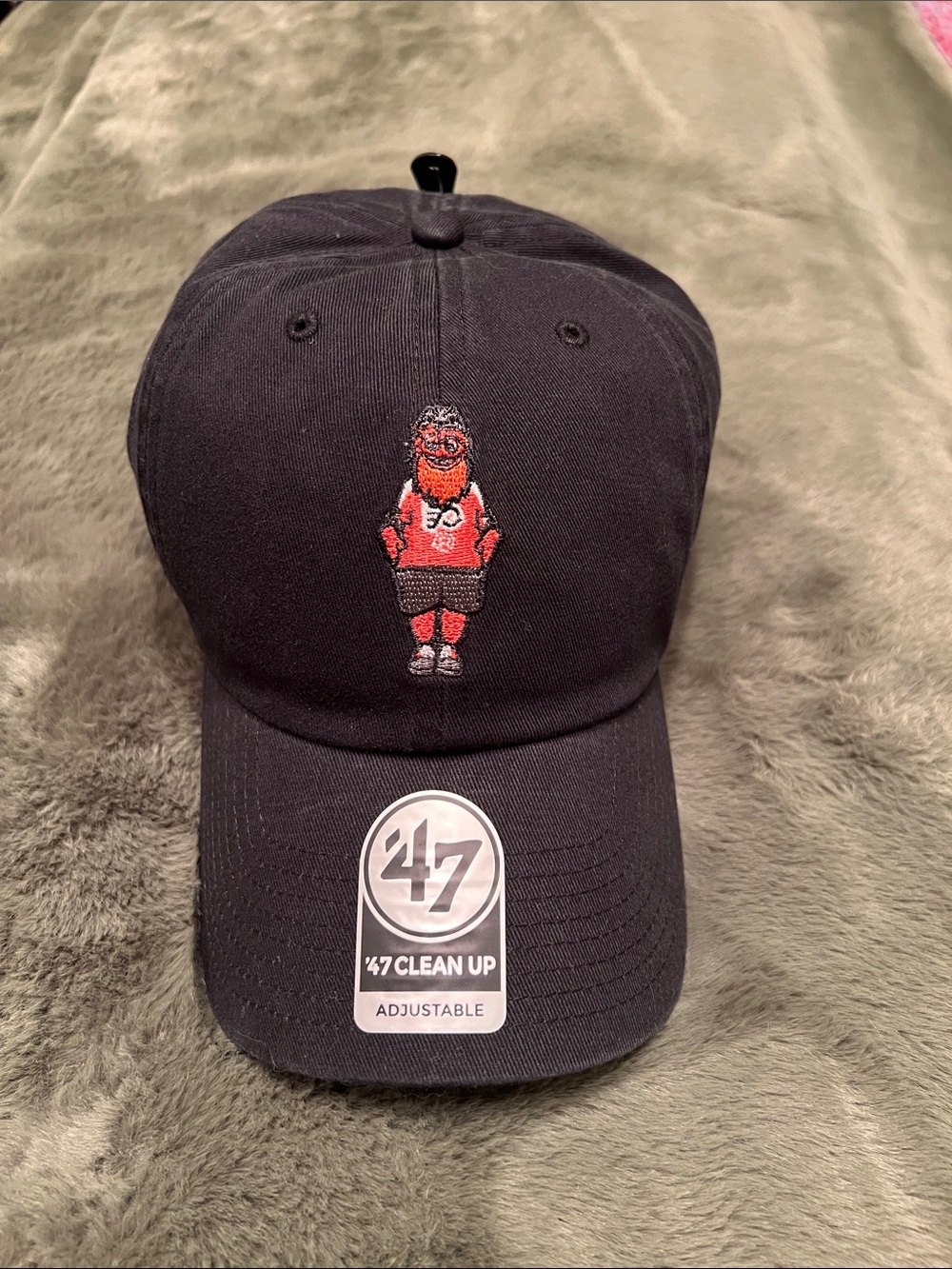 New Mens 47 brand NHL FLYERS adjustable hat.